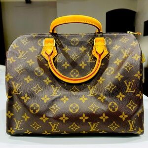Louis Vuitton Vintage Monogram Canvas Speedy 30 Satchel